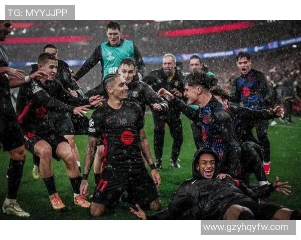 足球明星积极为黑人权益发声推动社会公平与正义的力量 足球明星积极为黑人权益发声推动社会公平与正义的力量